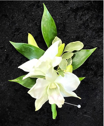 CLASSIC ORCHID Boutonniere 