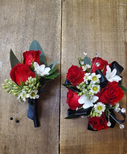 Classic Red Set Corsage/ Boutonniere