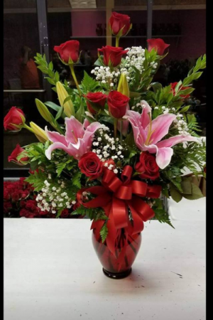 Classic Rose and Lily Valentine's