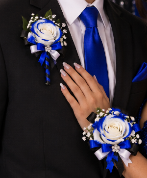 Clint Royal Rose Homecoming Set Call Us for Faster Service & Daily Specials: (915) 303-8500 Text Us to Order Anytime: (915) 505-3708 Your trusted source for Flowers & Delivery in El Paso TX