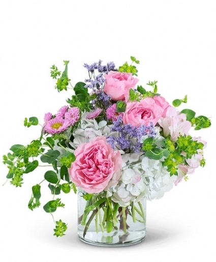 Cloud Nine Flower arrangement 