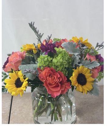 Color Mom Happy vase Arrangement in Winter Park, FL | APPLEBLOSSOM FLORIST & GIFTS