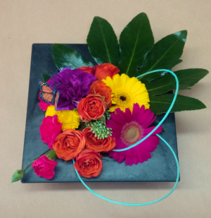 Colourful Pave Dish Arrangement
