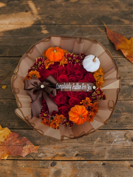 ? Completely Fallen For You Hand Bouquet 