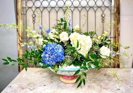 Container Magic Vase Arrangement