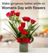 Contempo Dozen Roses Arrangement