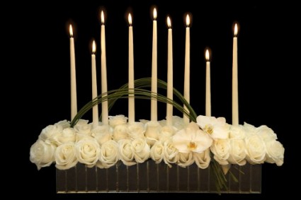 Contemporary Show Stopper Centerpiece