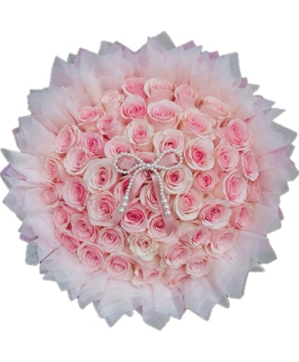 Coquette Blush  Ramo Buchon Bouquet