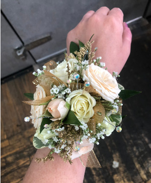 Corsage 3 