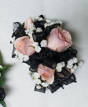 Corsage Pink & Black