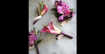 Corsages Wrist or chest