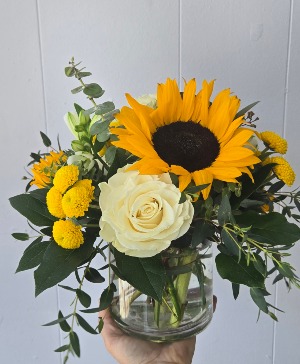 Cottage Garden Bliss Floral Arrangement
