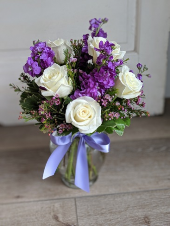 Cottage Garden Fresh Arrangement in New Castle, IN | WEILAND'S FLOWERS