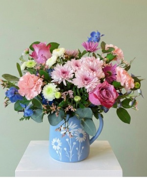 Cottage-Style & Sweet Arrangement