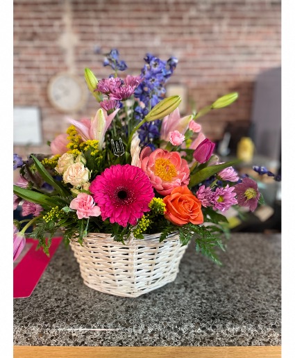Country Basket arrangement  Fresh basket