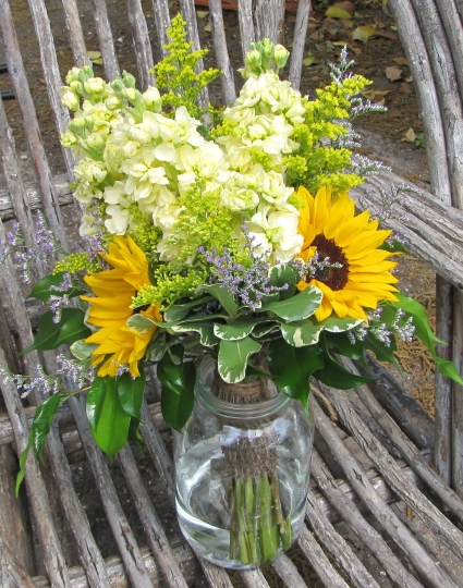 Country Charm Hand Bouquet