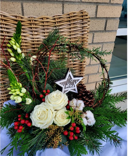 Country Christmas Charm 