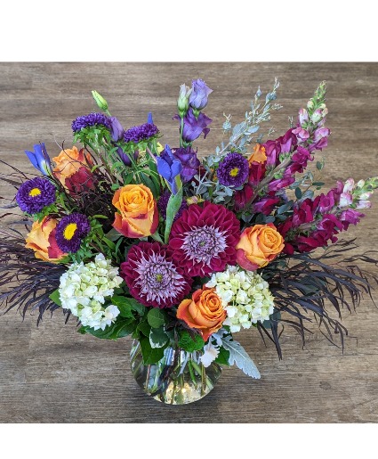 Designers Choice Premium Floral Arrangement 