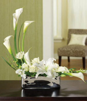 Crescent Moon Arrangement
