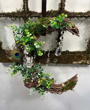 Crescent Moon Wreath 