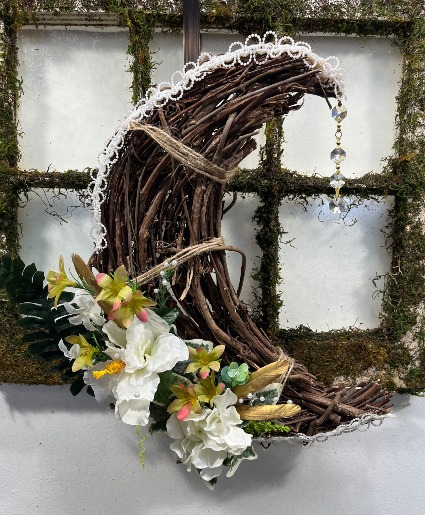 Crescent Moon Wreath 