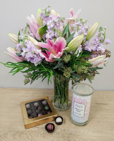 Crown Jewel Flower and Gift Bundle