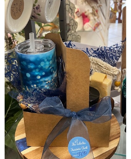 Cup/Bath Combo Gift Basket 
