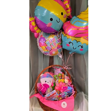 Custom Girl/Boy birthday basket with balloons Birthday