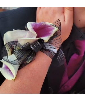Custom Wrist Corsage 