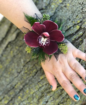 prom bouquets for burgundy dress Bride and Bridesmaids Wedding Bouquets