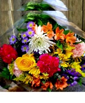 D2019 wrapped bouquet mixed flowers 