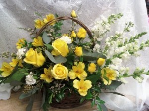 W11 yellow rose mix