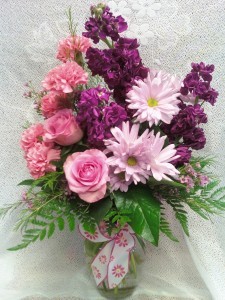 D313 PRETTY PINK VASED FLOWERS