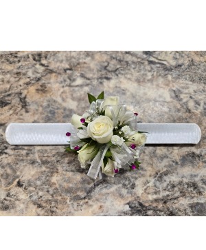 Dainty Splash of Pink Corsage