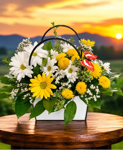 Purse Full Of Daisies Vase arrangement 