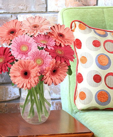 Dancing Daisies Lifestyle Arrangement in Albany, NY | Ambiance Florals & Events