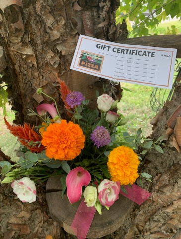 Date Night Floral Bundle in Coralville, IA | Every Bloomin' Thing