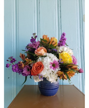 DAYDREAM FLOWER ARRANGEMENT