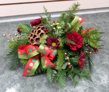 Deck The Halls Centerpiece