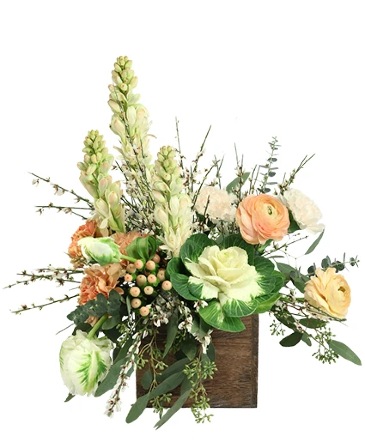 Delicate Countryside Floral Design  in Mount Airy, NC | CREATIVE DESIGNS FLOWERS & GIFTS