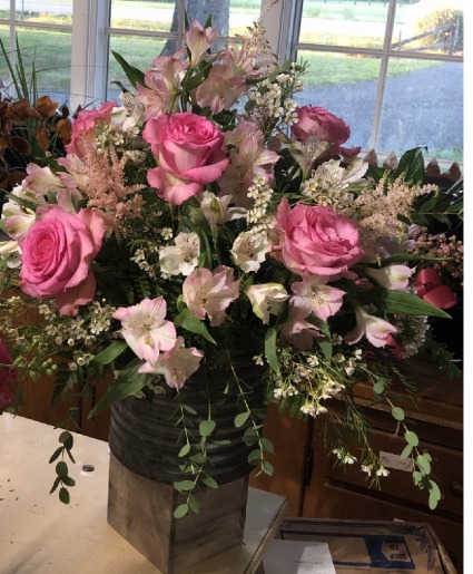 Delightful Pinks  Valentine's Day Arrangement 