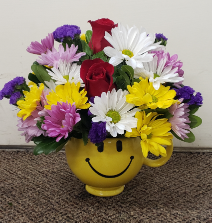 Delightfully Happy Mug fresh keepsake arrangement (Local Only)
