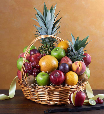 DELUXE FRUIT BASKET 