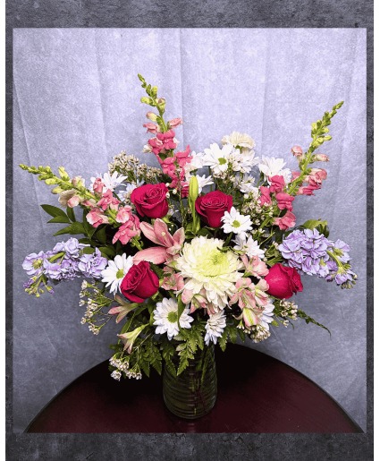 Deluxe Valentine's Day Vase Arrangement