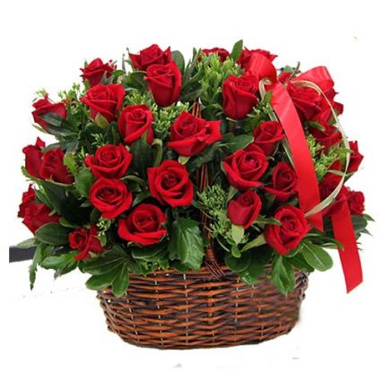 Denise Basket of Roses 