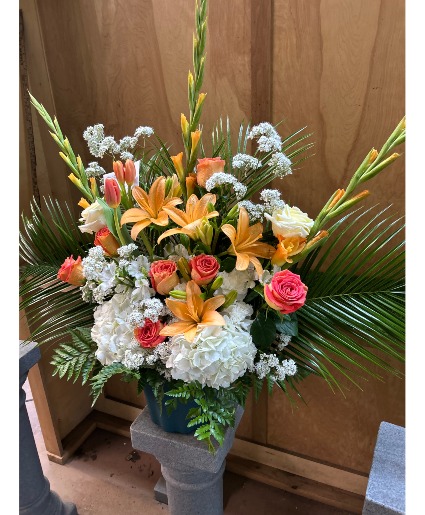 DESIGNER CHOICE URN Fresh Floral Arrangement