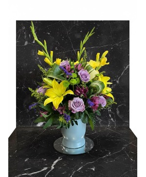 Designers Arrangement #046 Flower Arrangement