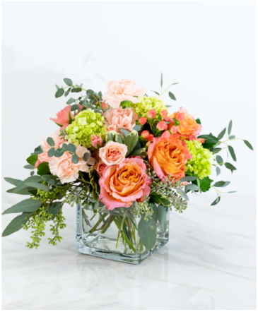 Designers Choice Clear Glass Cube in Summerville, GA | Chattooga Florist