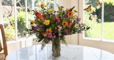 Designers Choice Local Flower Vase  in Culpeper, VA | ENDLESS CREATIONS FLOWERS AND GIFTS