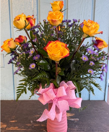 Designer's Choice One Dozen Roses Arrangement  in Mcminnville, OR | POSEYLAND FLORIST
